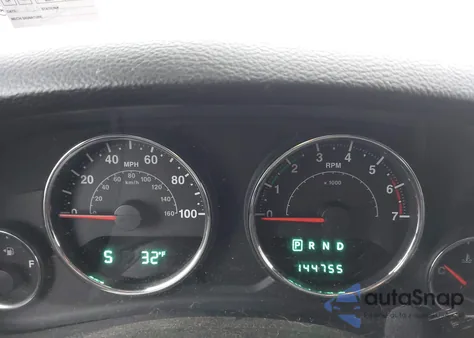 2011 Jeep Wrangler Sport z USA, uszkodzony, nr VIN 1J4AA2D15BL622511